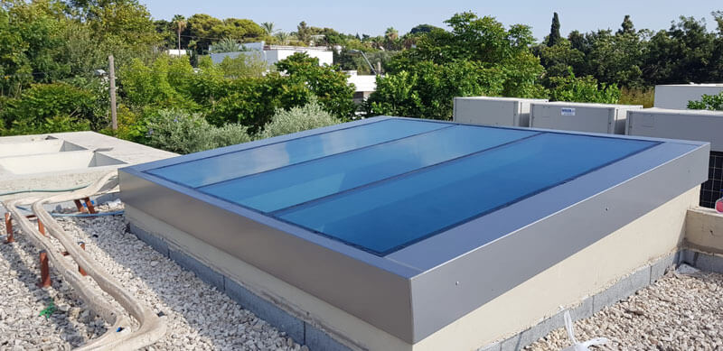סקיילייט קבוע בכפר שמריהו